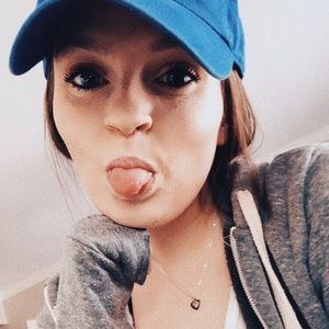 Meet your Posher, Michaela